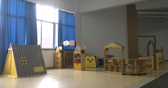 幼兒園實木家具.jpg